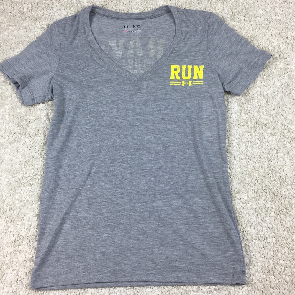 NWOT Under Armour Brave the Run semi fitted T Med